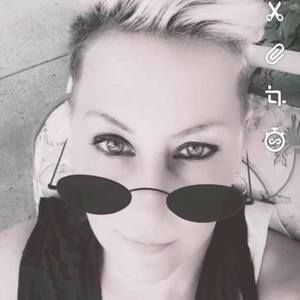 Meet your Posher, Alisa